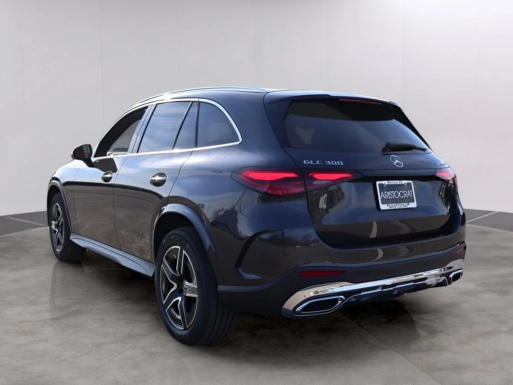 Certified Used 2026 Graphite Grey Metallic Mercedes-Benz GLC 300 image 5