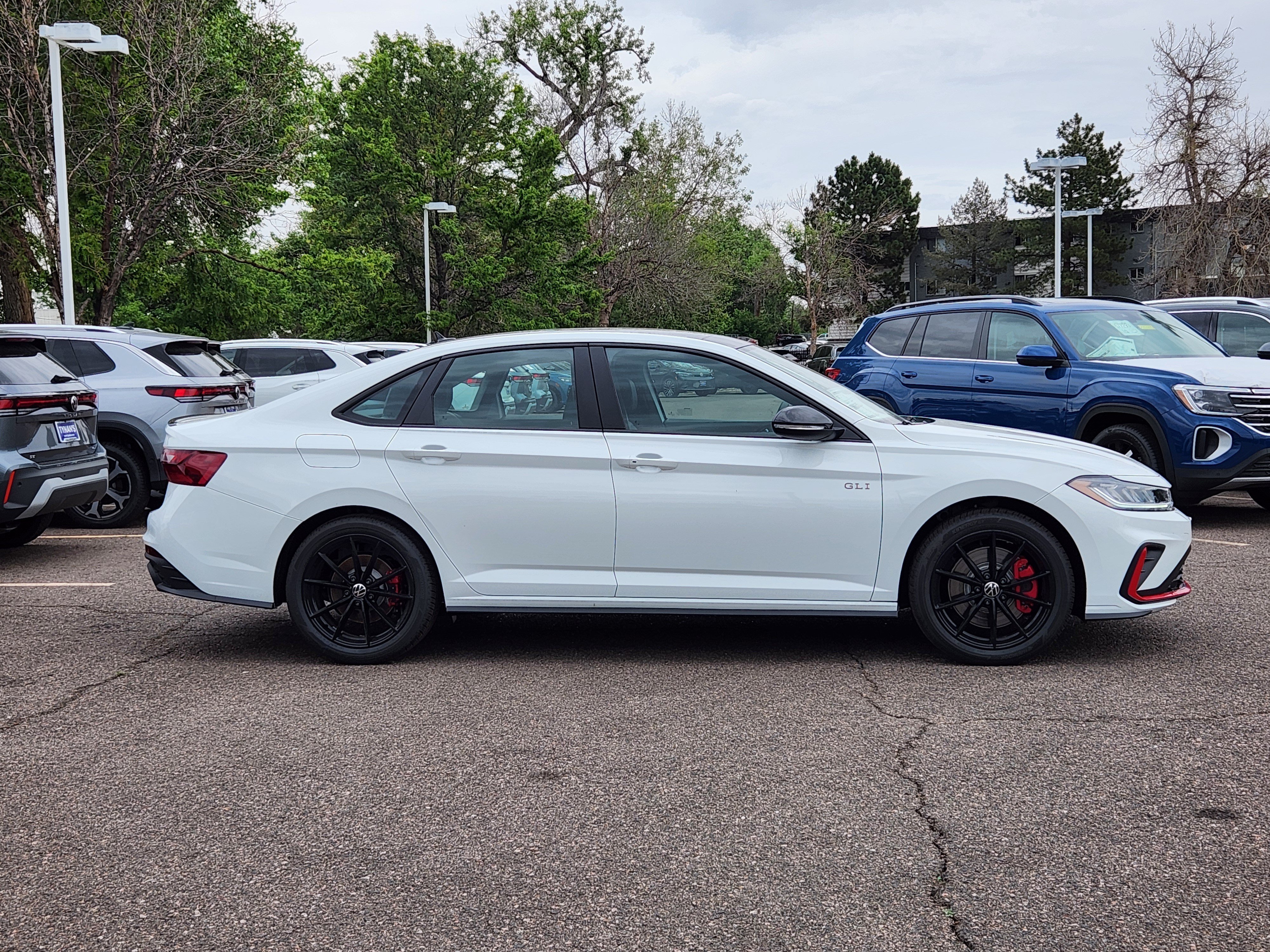 New 2026 White Volkswagen 2.0T Autobahn image 4