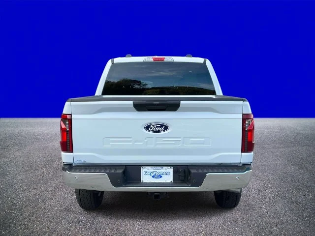 New 2026 Oxford White Ford XL image 4