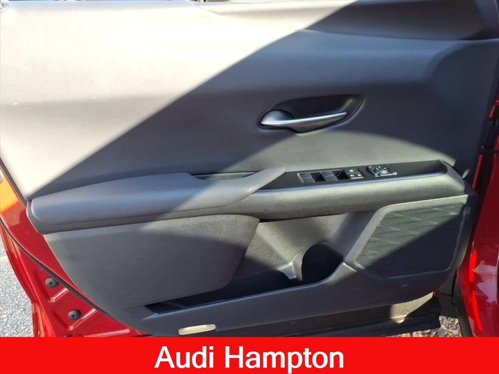 Used 2022 Redline Lexus UX 250h image 13