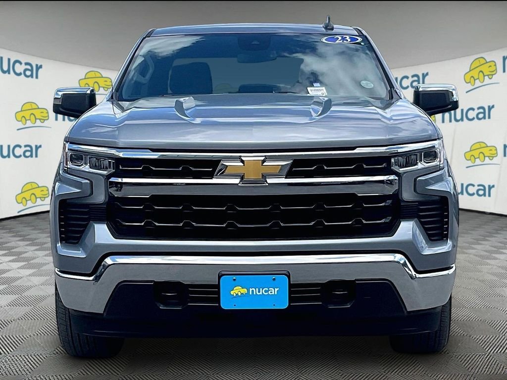 Used 2023 Gray Chevrolet LT image 2