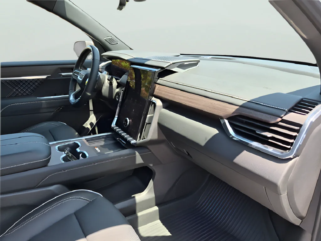 New 2027 Glacier White Tricoat GMC Denali image 39