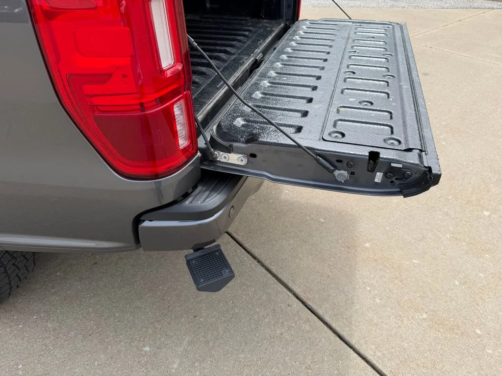 Used 2021 Gray Ford Lariat image 32