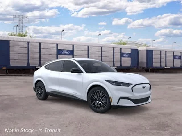New 2026 Star White Metallic Tri-Coat Ford Premium image 7