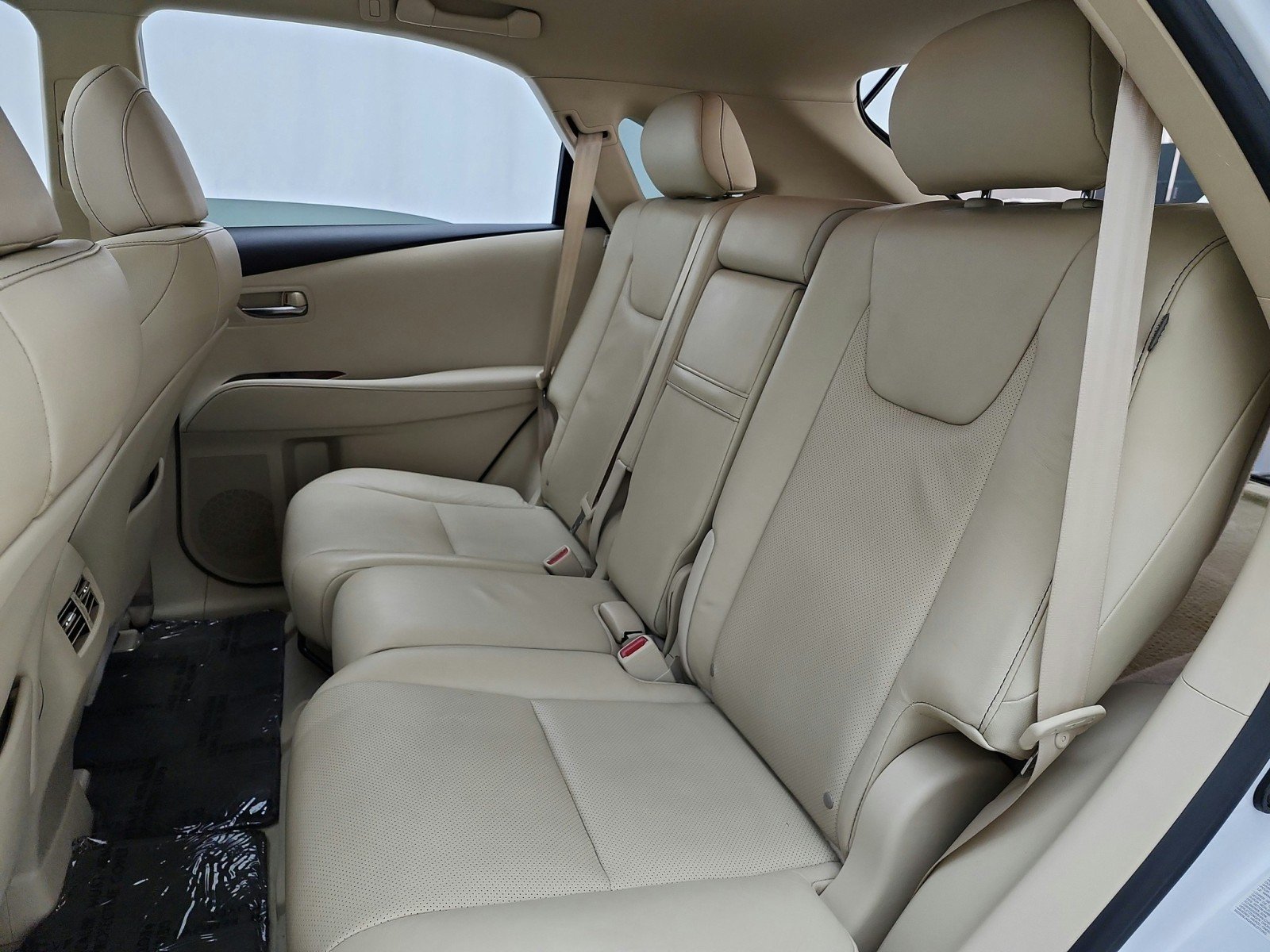 Used 2014 Starfire Pearl Lexus FWD 4dr image 15