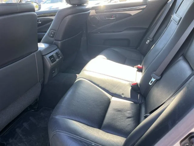 Used 2014 Silver Lexus 460 image 22