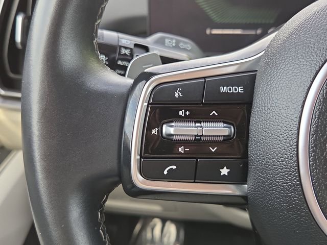 Used 2025 Gray Kia EX image 18