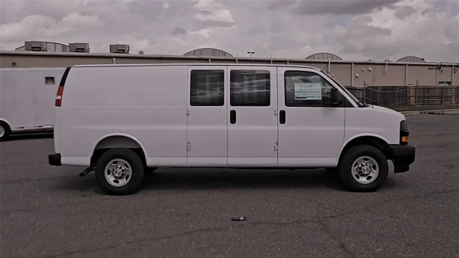 2026 Chevrolet Express Cargo Work Van - Photo 9