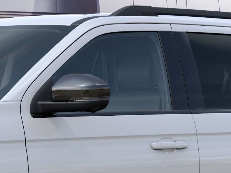 New 2027 Star White Metallic Tri-Coat Ford Platinum image 21