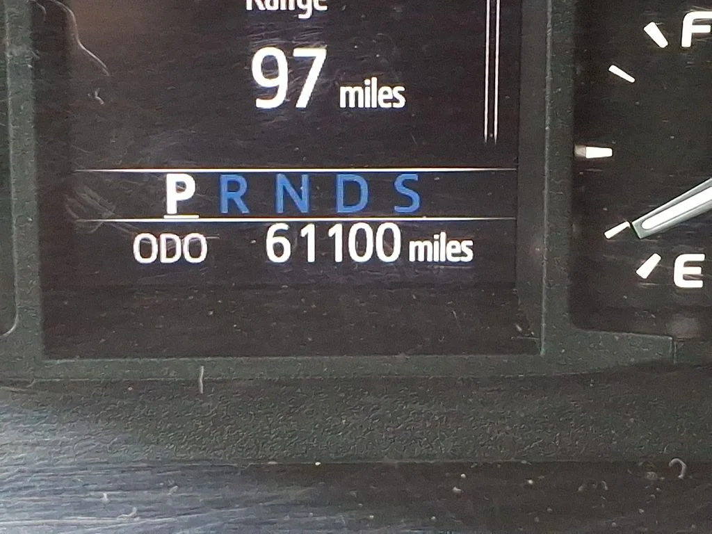 Used 2019 White Toyota SR image 19
