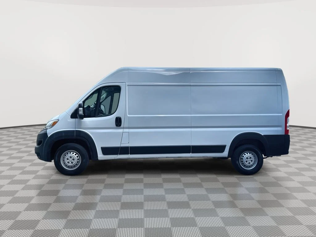 Used 2025 White Ram High Roof image 5