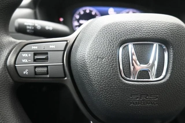 New 2026 Platinum White Pearl Honda LX image 28