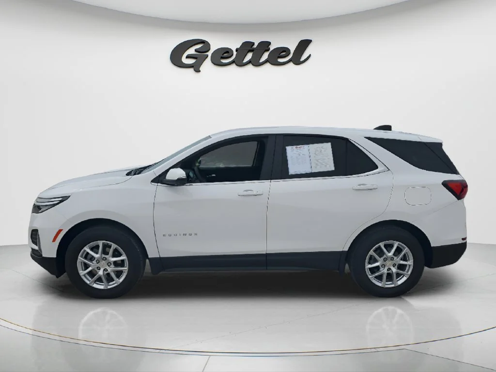 Used 2024 Summit White Chevrolet LT image 8