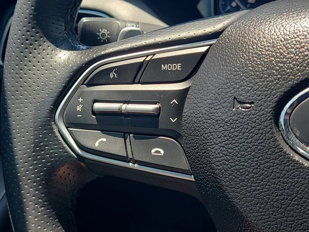 Used 2022 Black Hyundai Calligraphy image 21