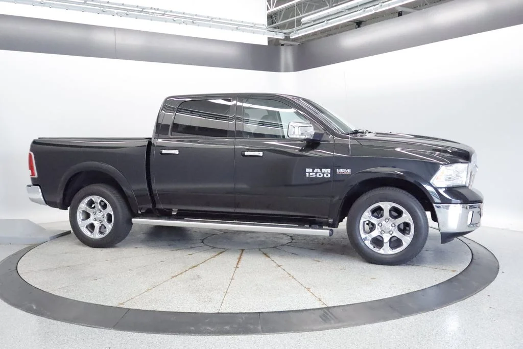Certified Used 2017 Black Ram Laramie image 10