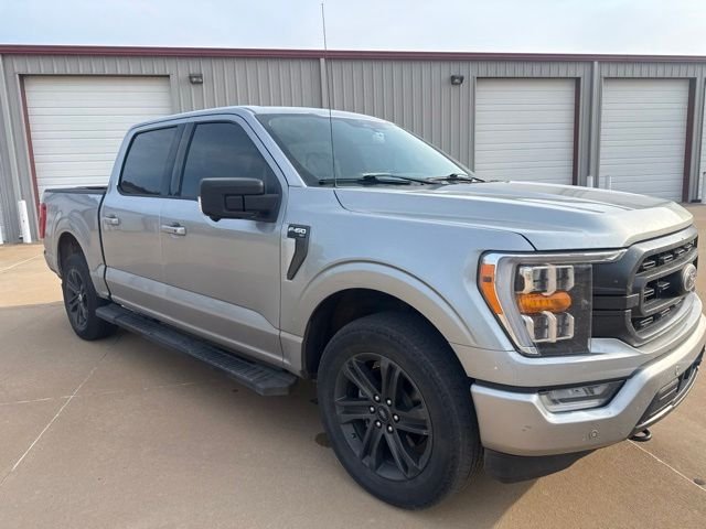 Used 2021 Silver Ford XLT image 3