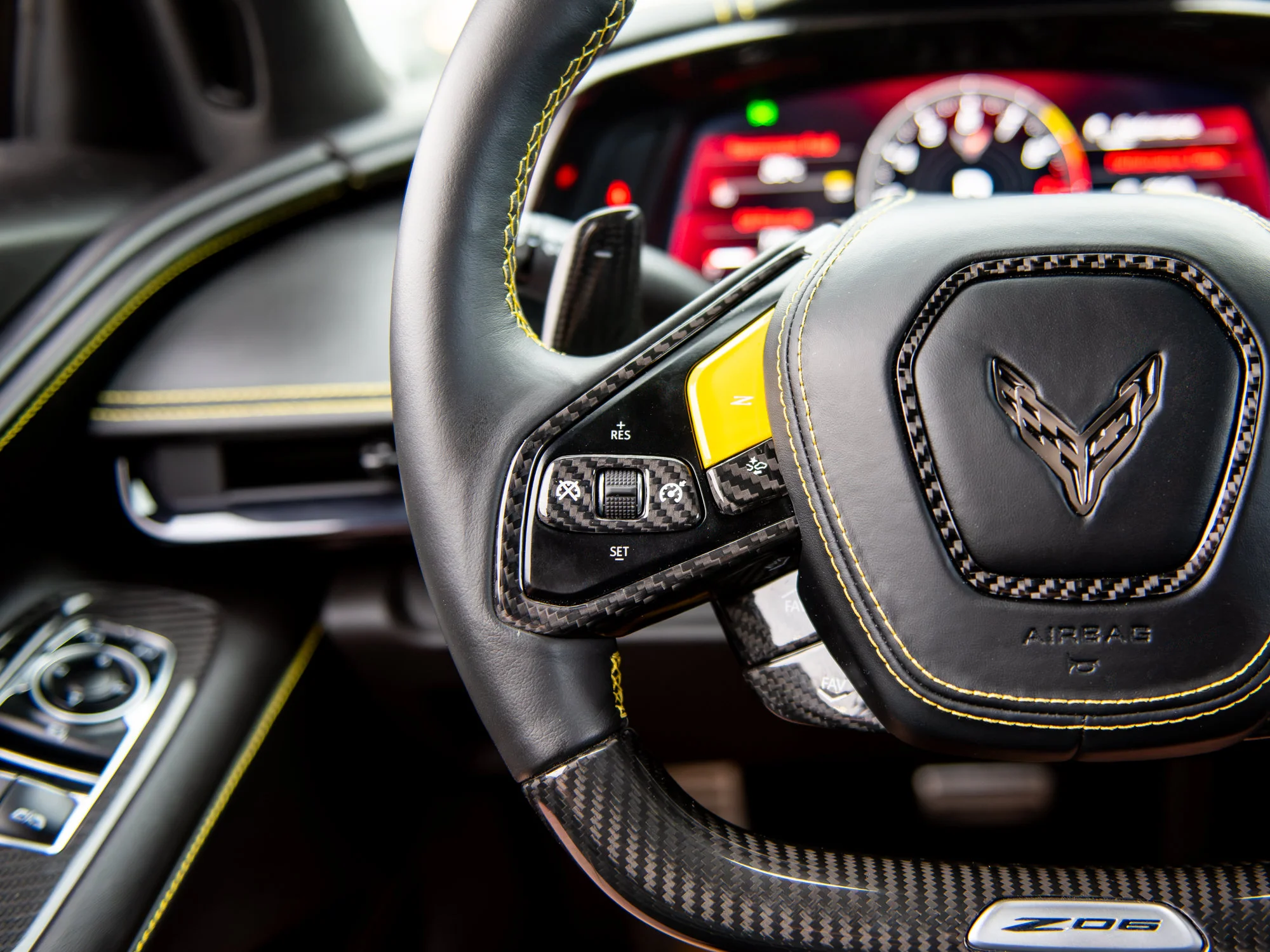 Used 2025 Yellow Chevrolet Z06 3LZ*, 670HP, Front Lift, Carbon Fibre Interior image 23