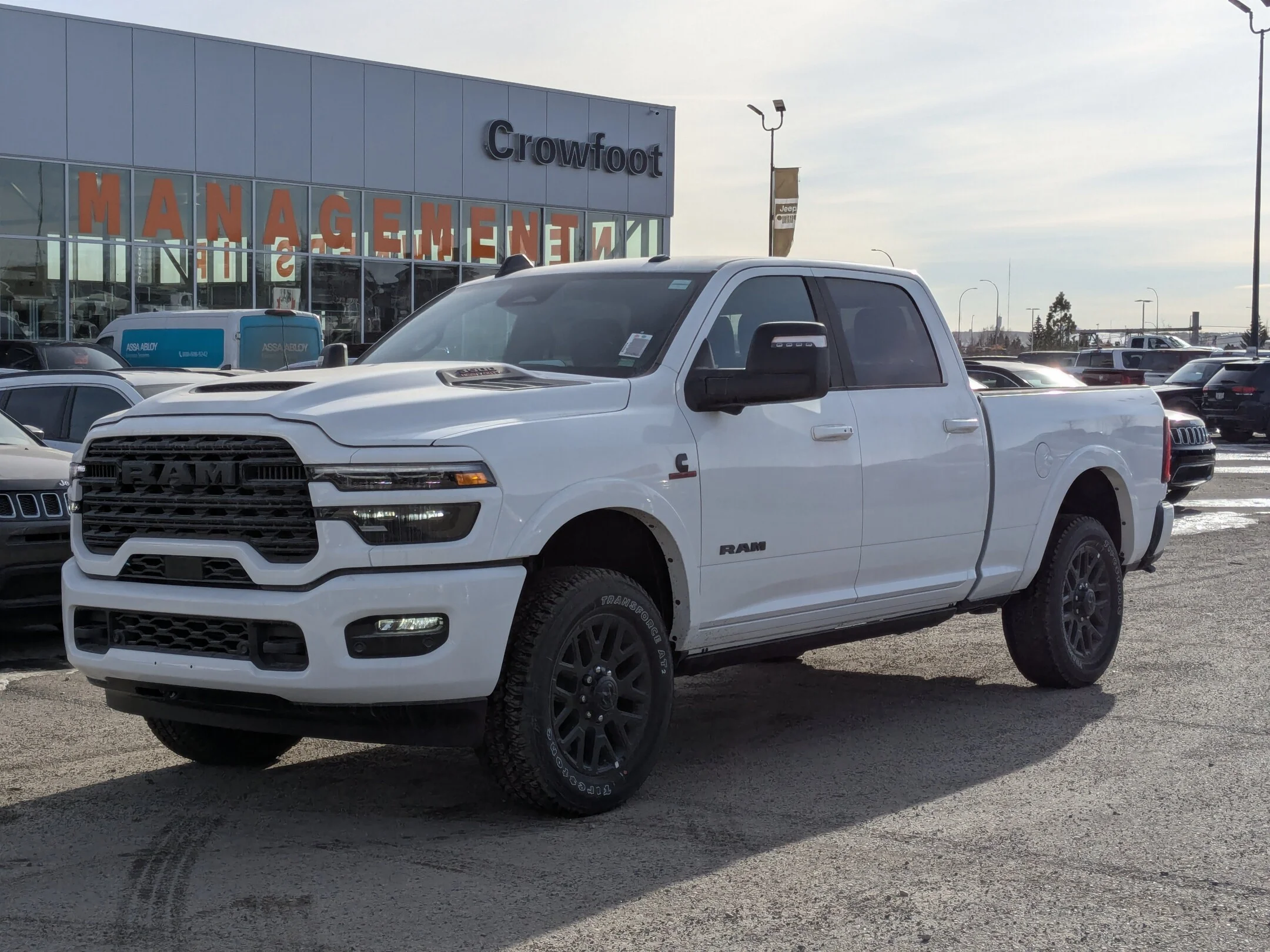 New 2026 White RAM Limited - - Night Edition - Level 1 Grp - 5th Wheel/Gooseneck Prep - Digital Rearview Mirror & More! image 4