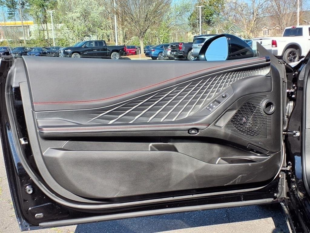 New 2025 Diamond Black Crystal Pearlcoat Dodge R/T image 4