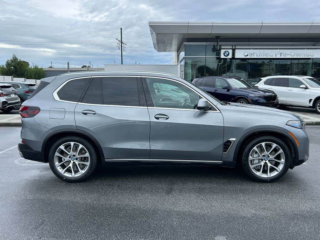 2024 BMW X5 xDrive50e photo 5