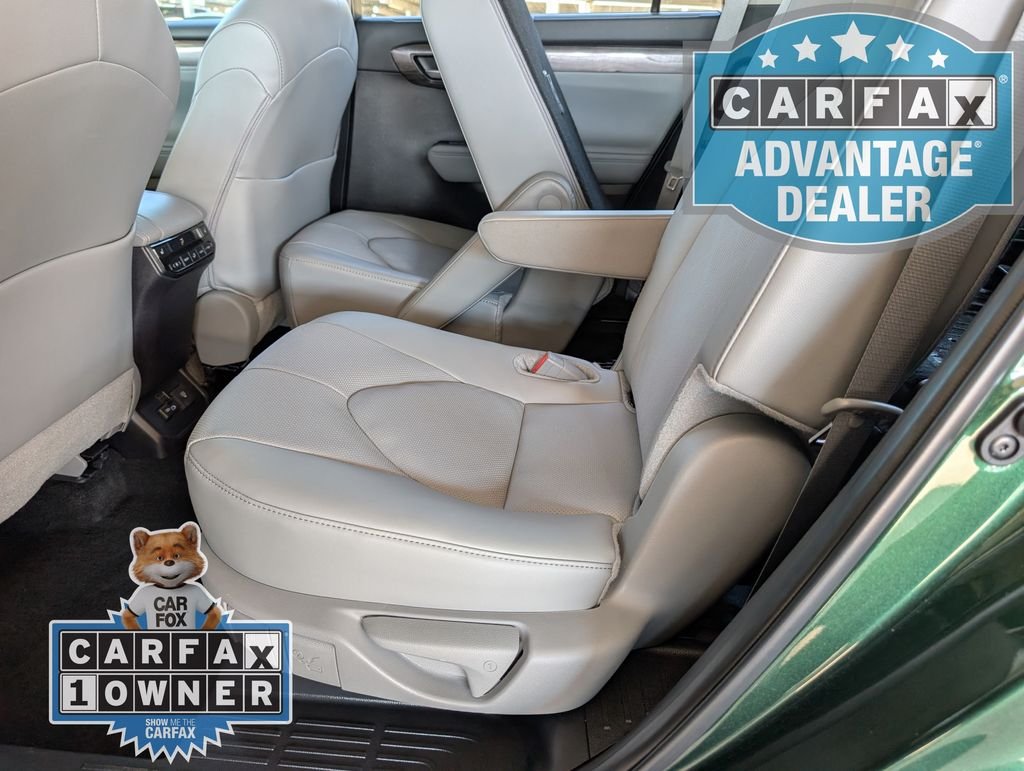 Used 2025 Green Toyota Platinum image 23
