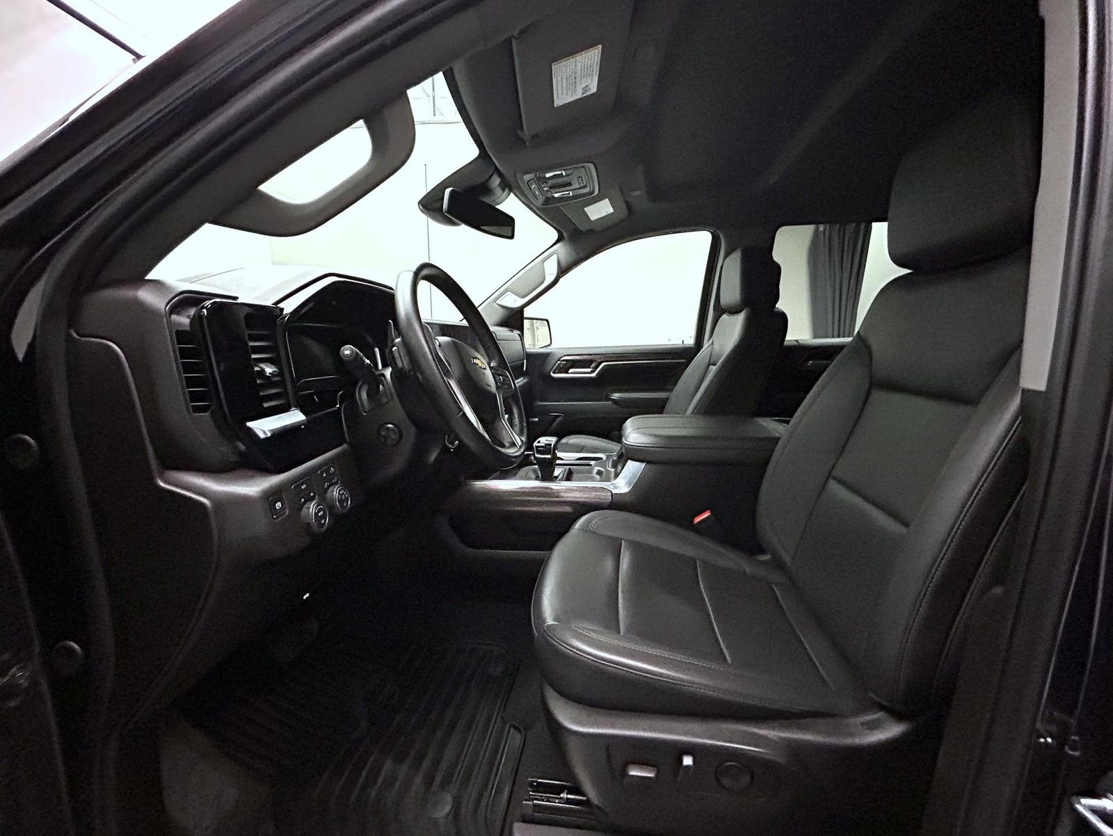Used 2024 Gray Chevrolet LTZ image 10