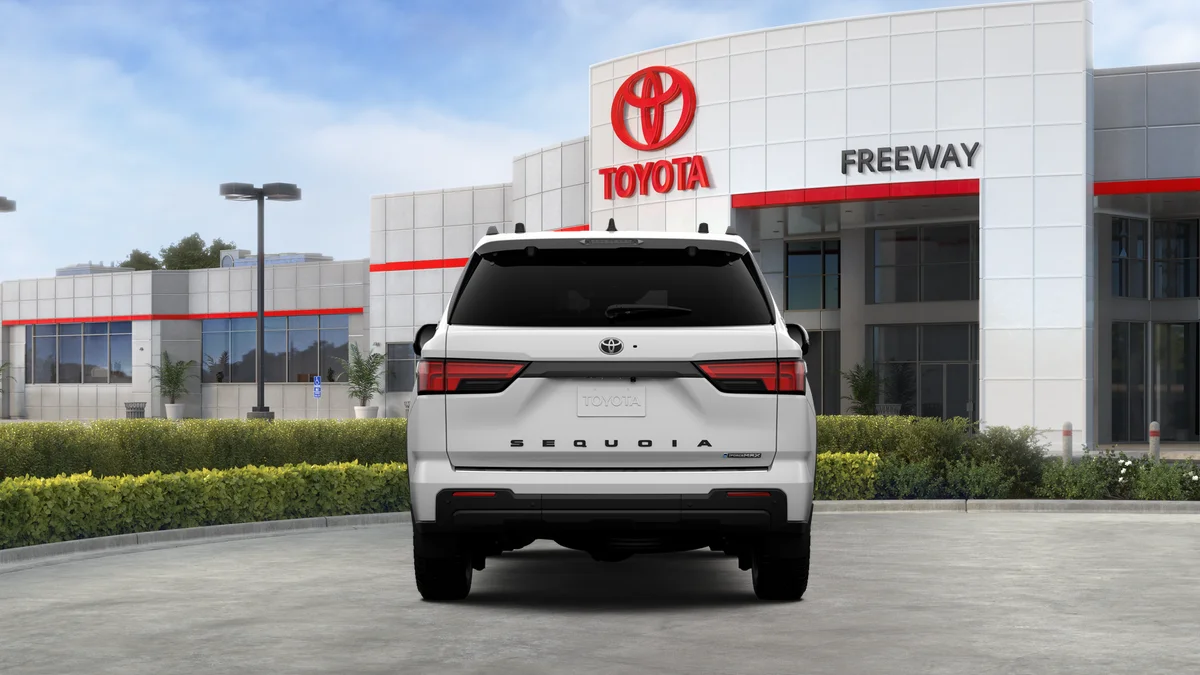 New 2026 Ice Cap Toyota SR5 image 8