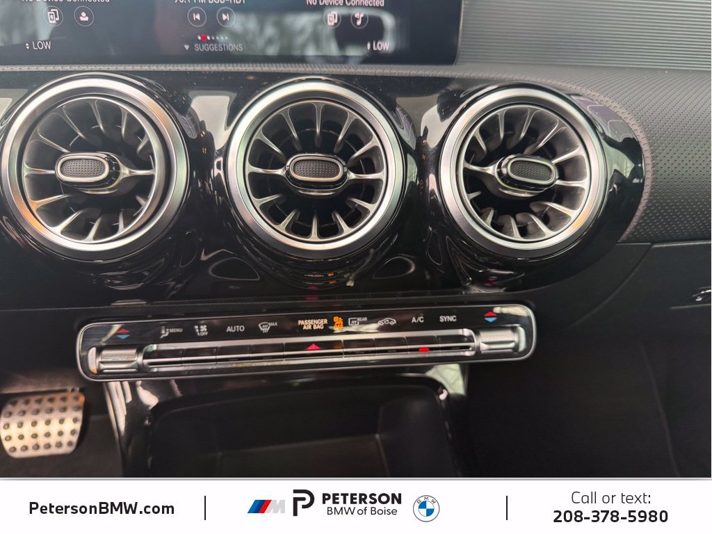 Used 2022  Mercedes-Benz A 220 image 24