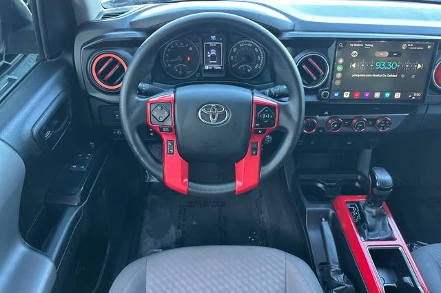 Used 2022 White Toyota SR image 16