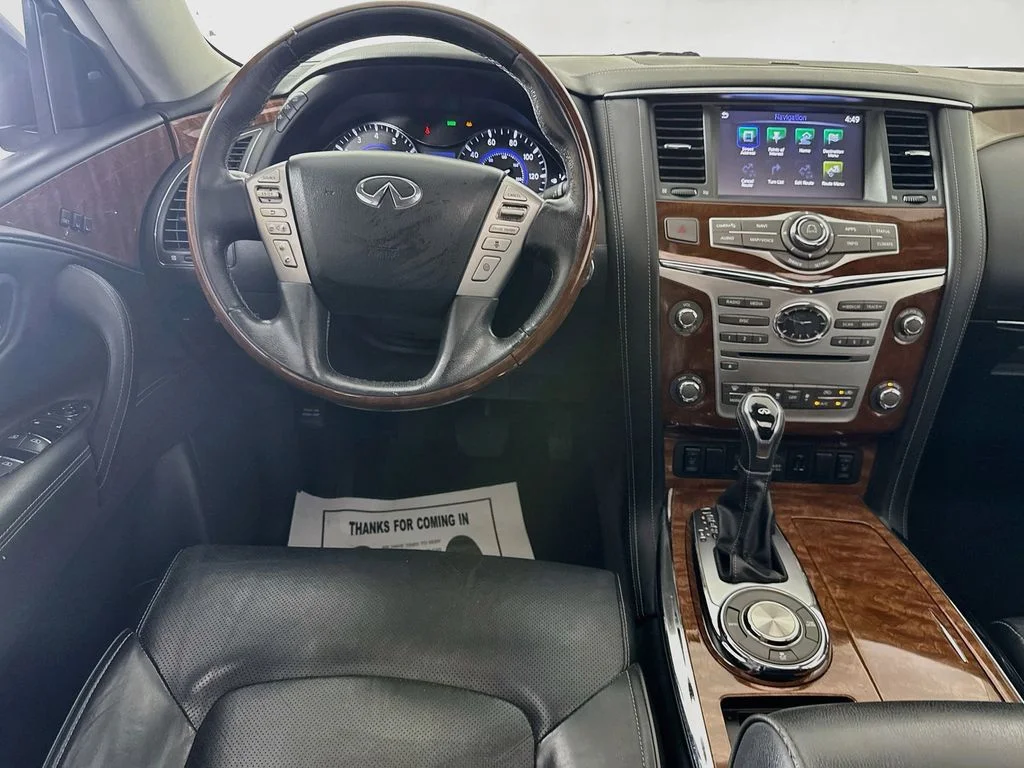 Used 2018 White INFINITI  image 29