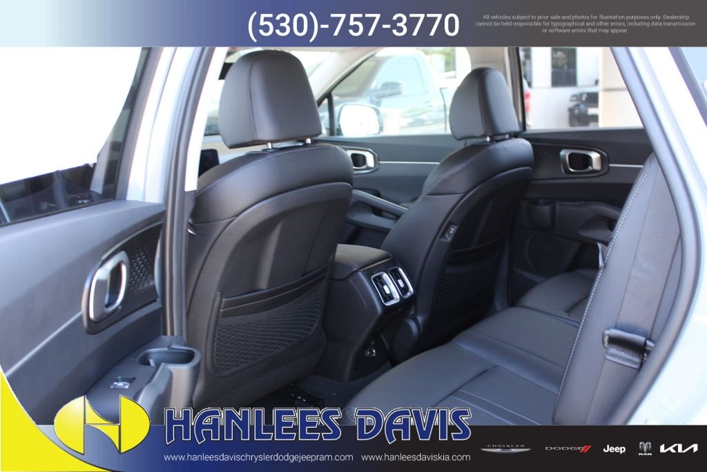 New 2026 Wolf Gray Kia EX image 16