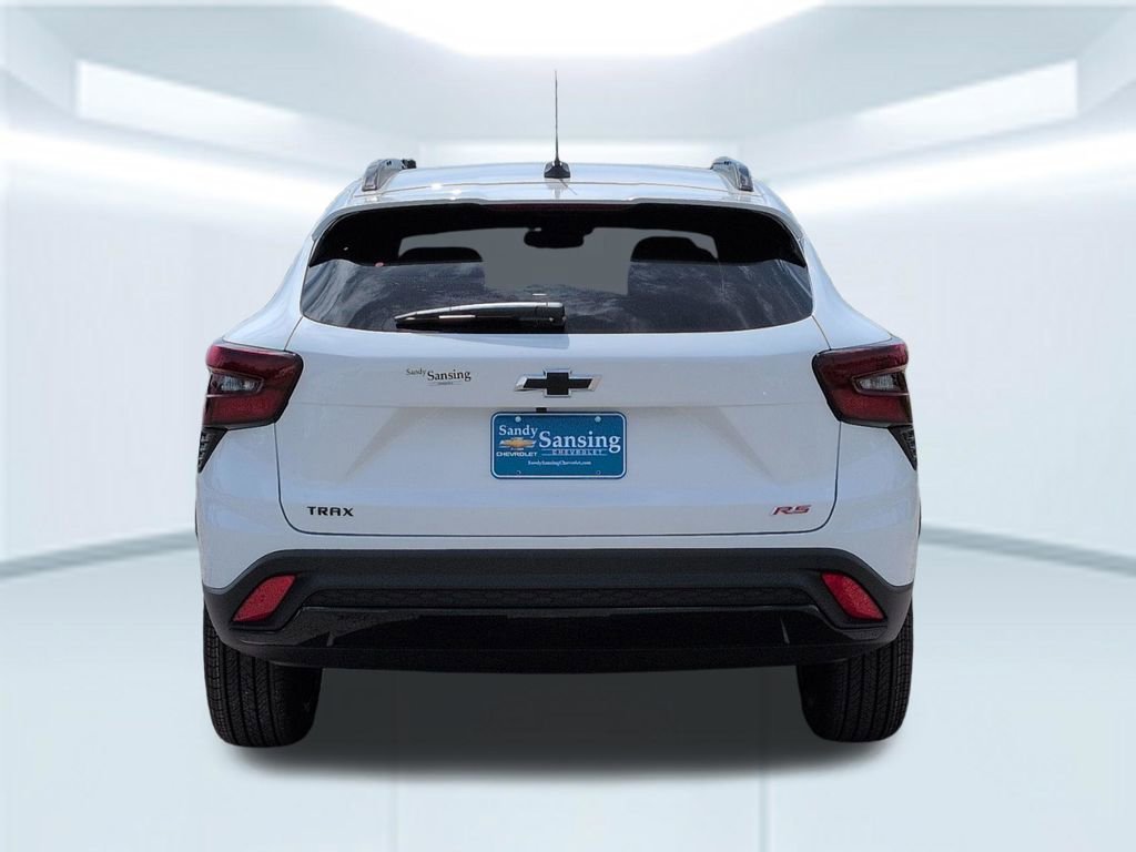 New 2026 Summit White Chevrolet 2RS image 6