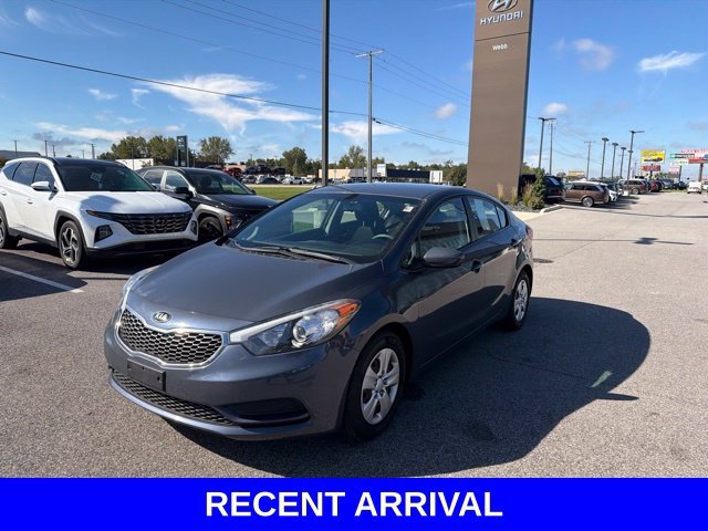 Used 2016 Blue Kia LX image 8