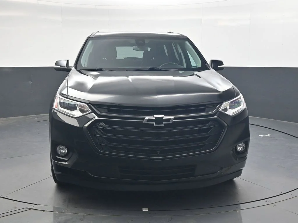 Used 2021 Black Metallic Chevrolet Premier image 9