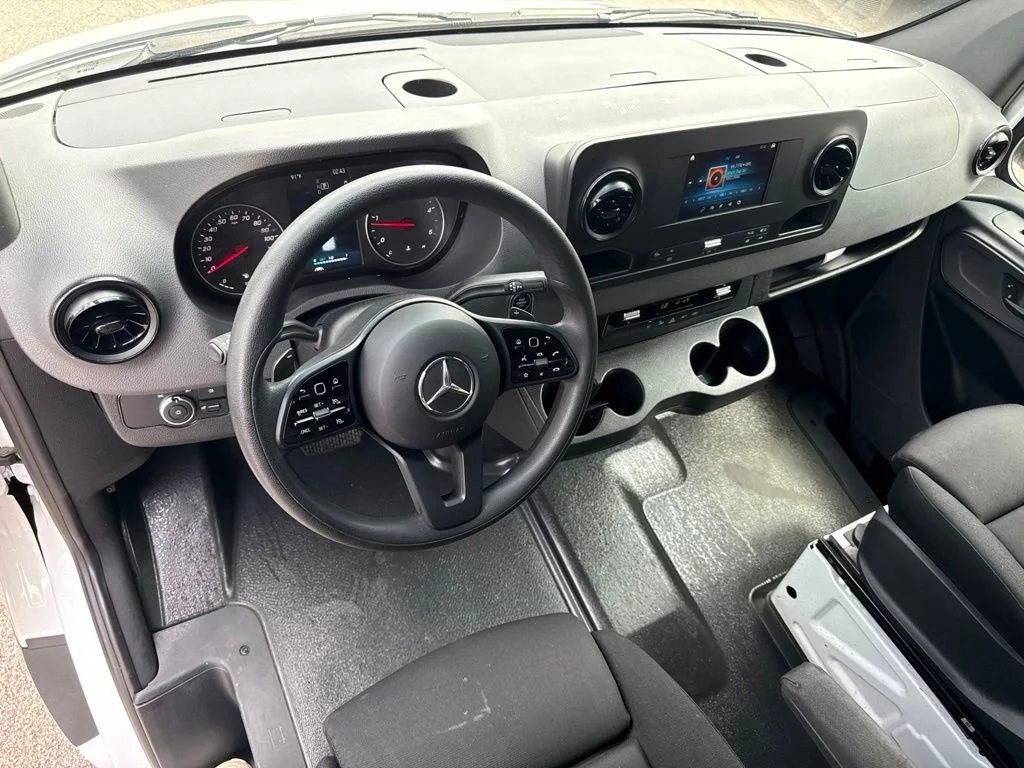 Used 2024 White Mercedes-Benz  image 12