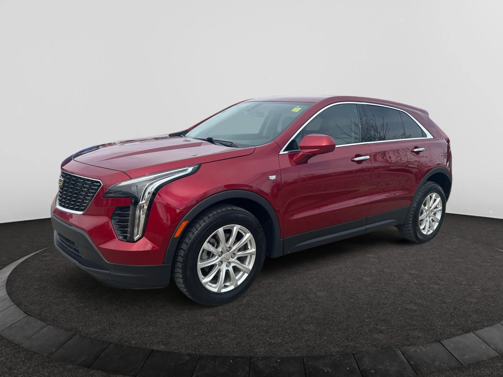 Used 2019 RED Cadillac AWD LUXURY AWD image 1