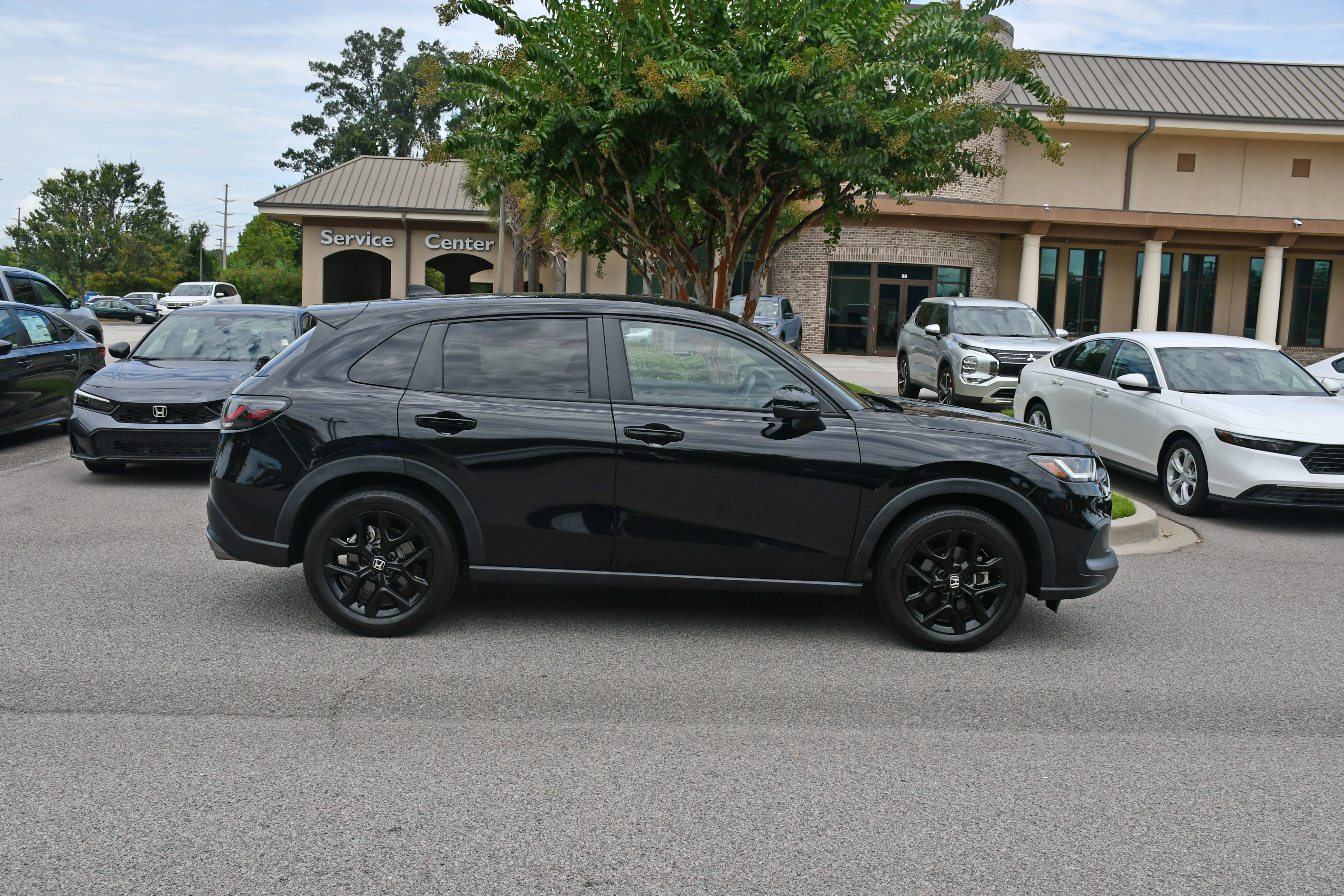 2025 Honda HR-V Sport - Photo 5