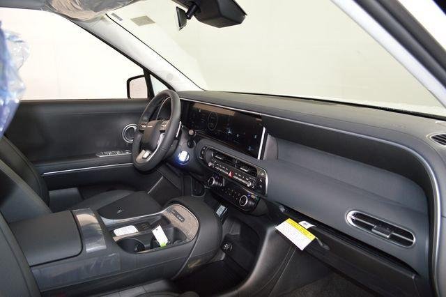 New 2026 White Hyundai SEL 8P image 61