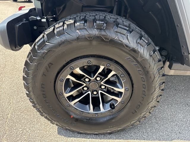 New 2026 White/off-white Jeep Rubicon image 11