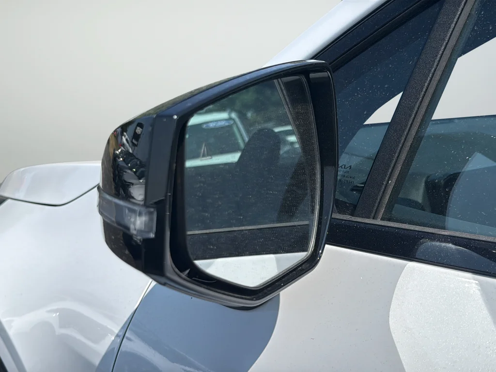 New 2026 Glacial White Pearl Kia X-Line image 33
