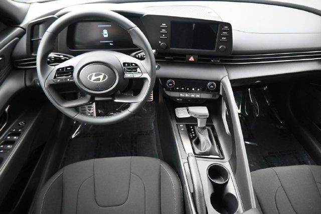 New 2026 White Hyundai SEL Sport image 13