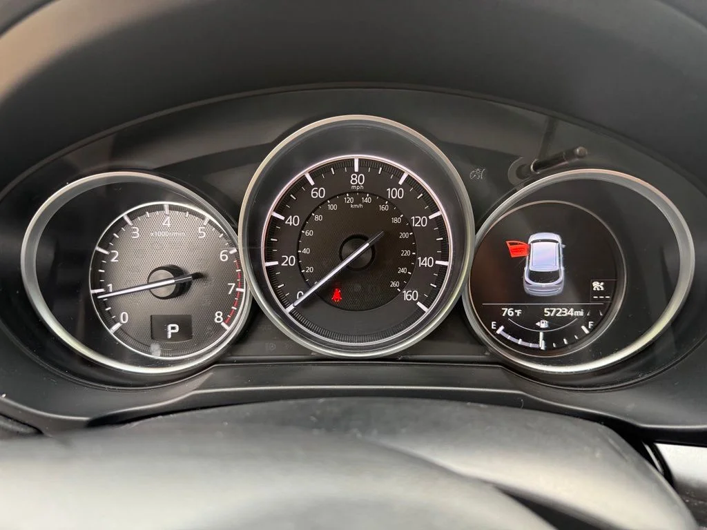 Used 2018 White Mazda Touring image 18