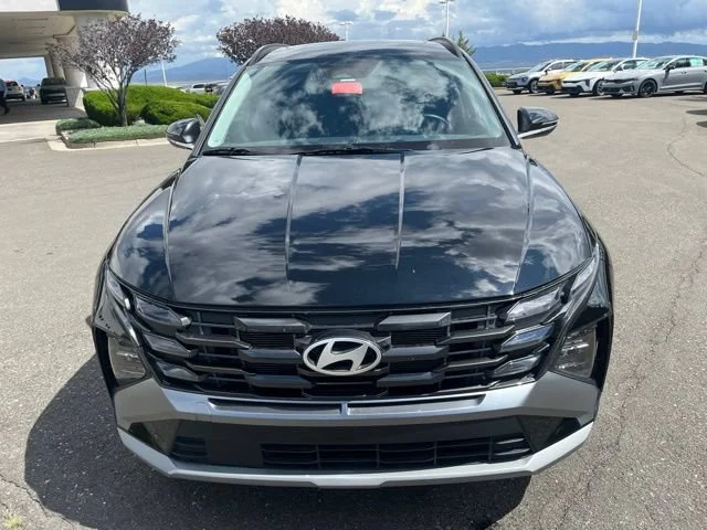 Used 2025 Phantom Black Hyundai SEL Convenience image 3