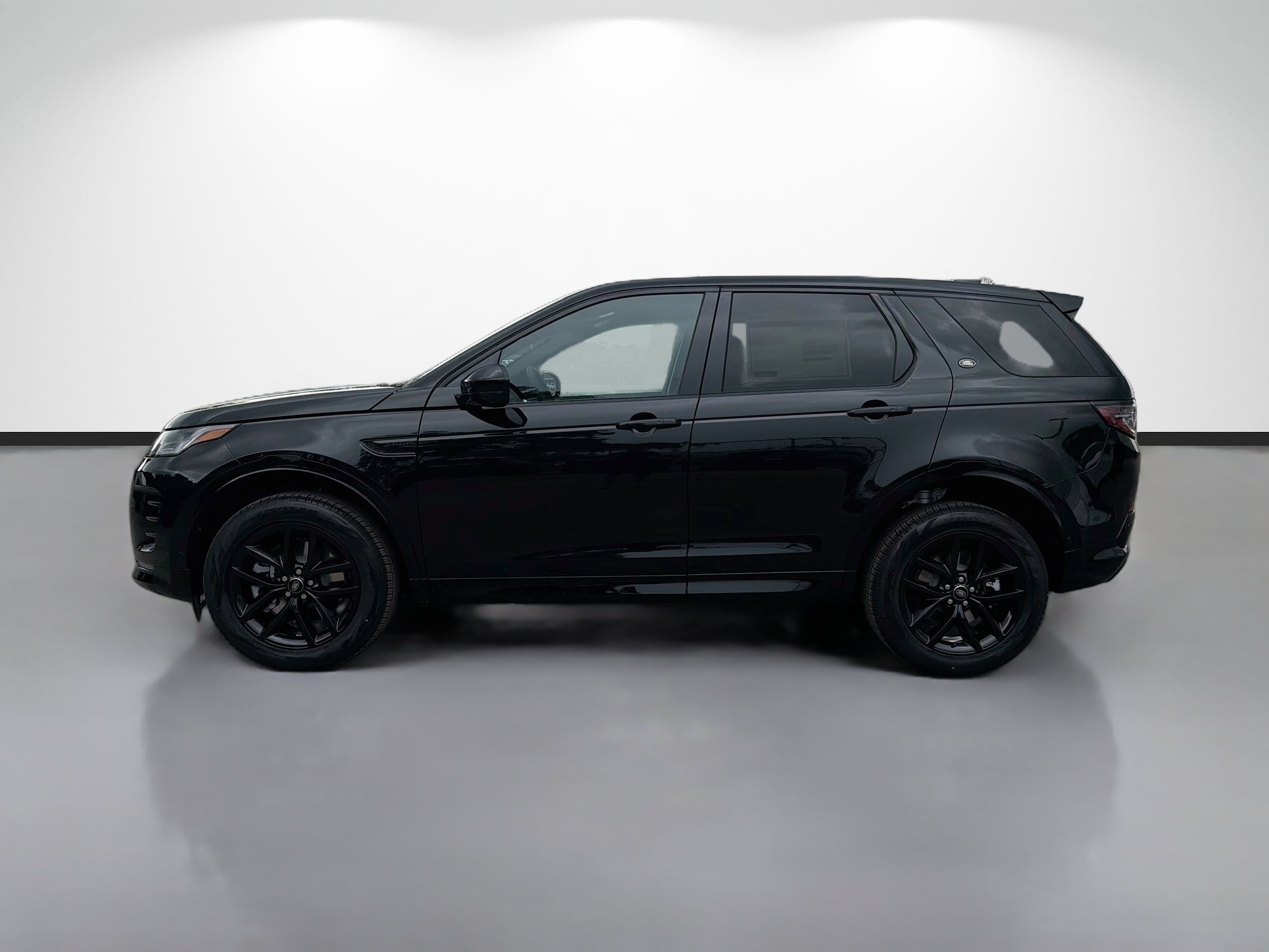 New 2026 Santorini Black Land Rover Landmark image 2