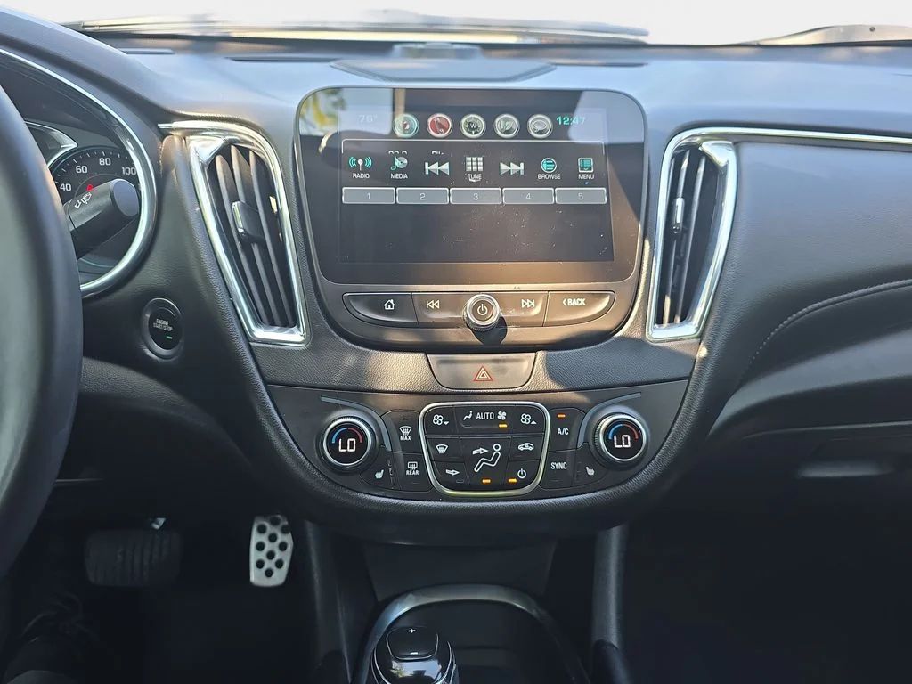 Used 2017 Beige Chevrolet Hybrid image 22