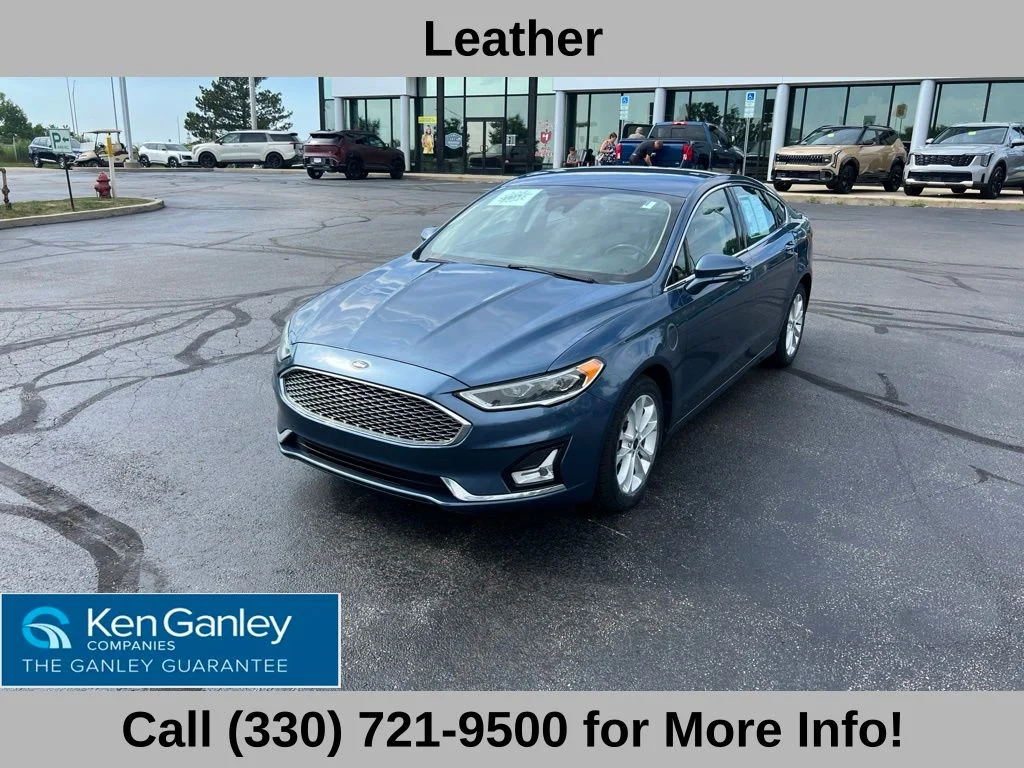 Used 2019 Blue Ford Titanium image 2