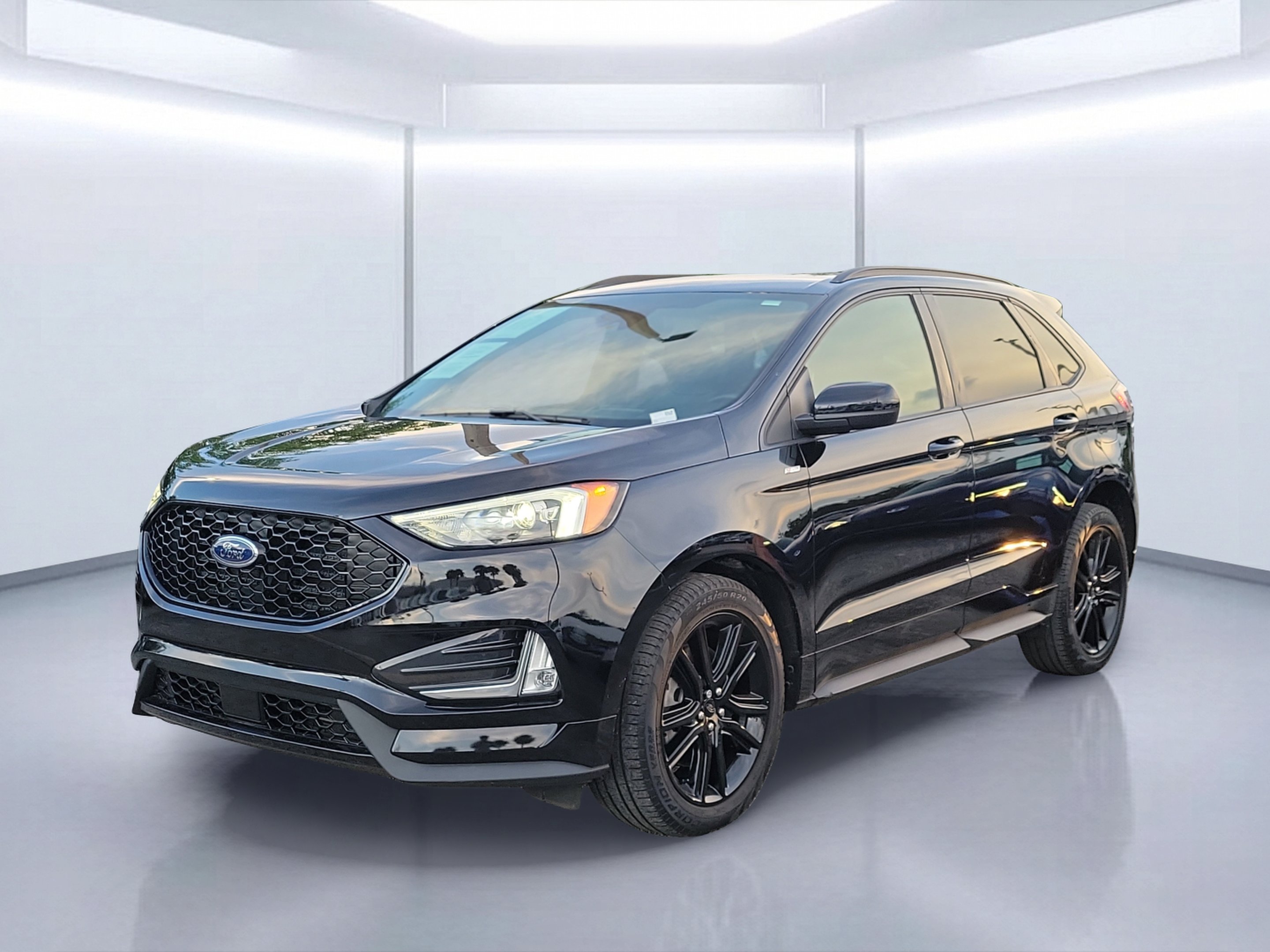 Used 2022 Black Metallic Ford ST Line image 2