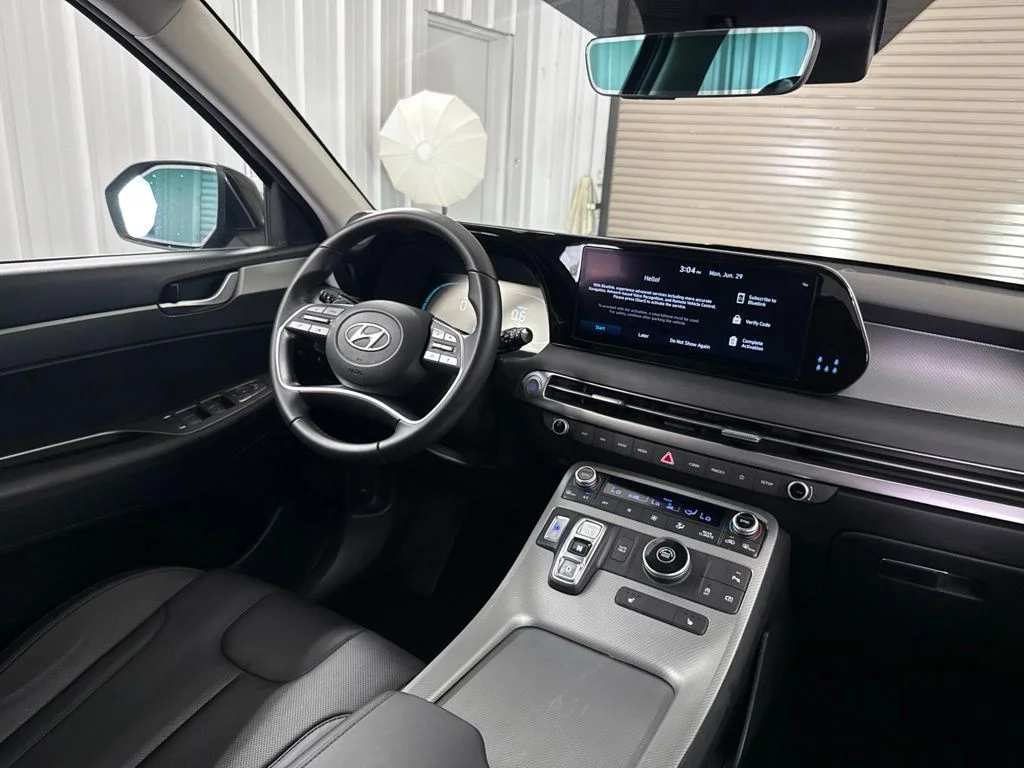 Used 2023 Abyss Black Hyundai XRT image 20