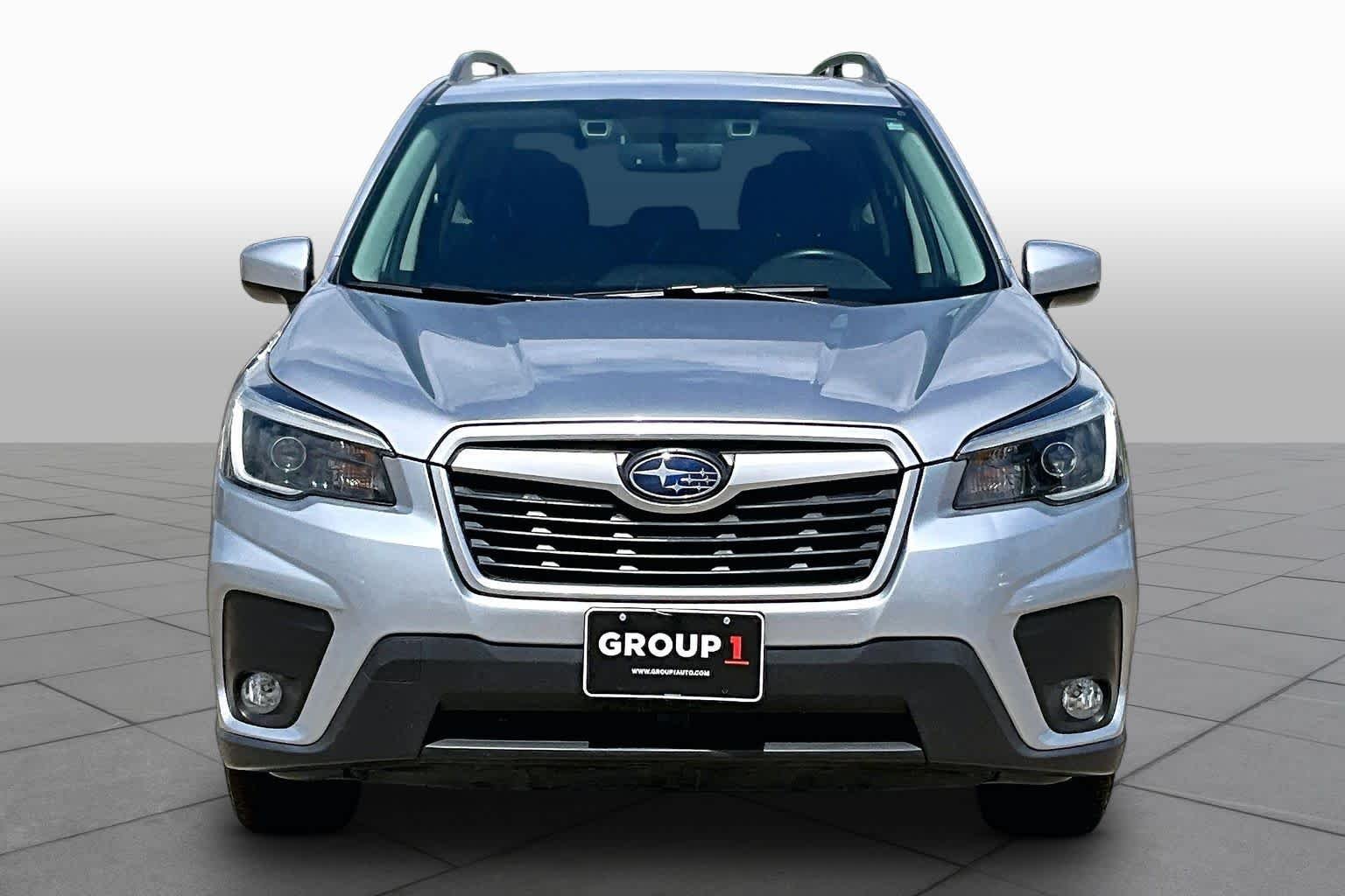 Used 2021 Ice Silver Metallic Subaru Premium image 4