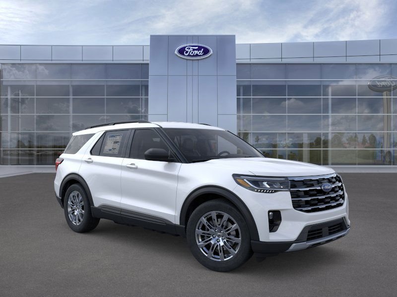 New 2026 Star White Metallic Tri-Coat Ford Active image 7